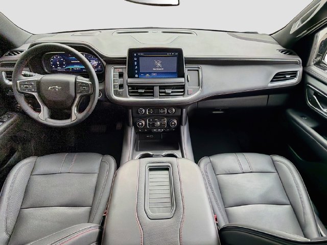 Used 2023 Chevrolet Tahoe RST w/ Luxury Package AWD/4WD image 17