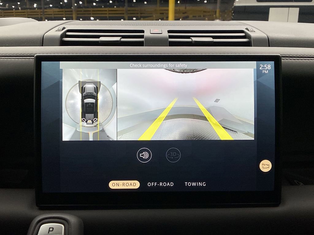 Certified 2023 Land Rover Defender 90 X-Dynamic SE image 13