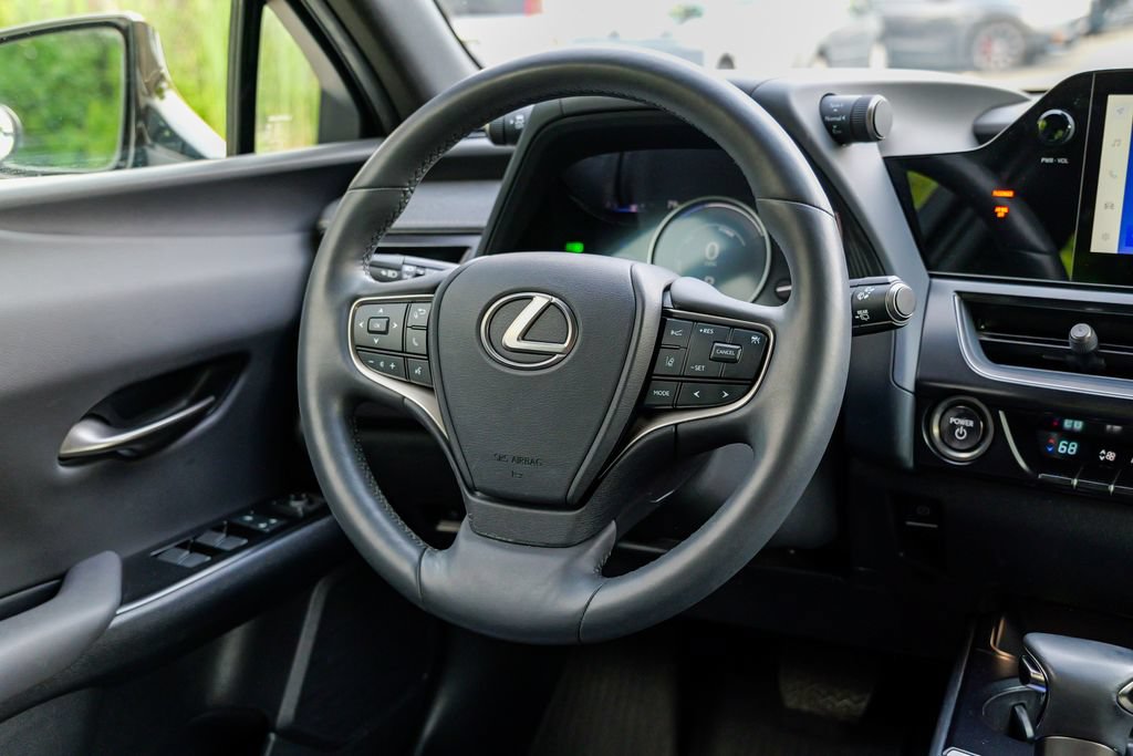 Used 2024 Lexus UX 250h F Sport AWD/4WD image 42