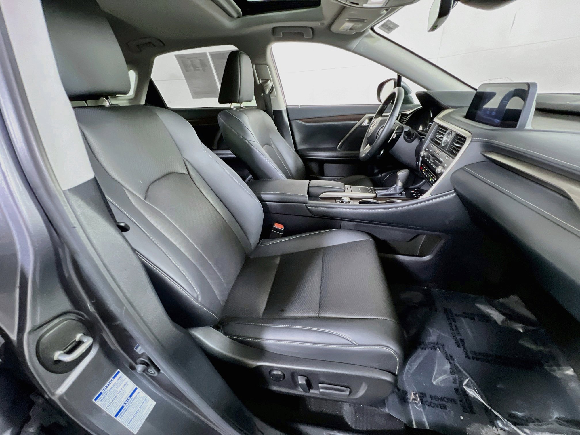Used 2022 Lexus RX 450h AWD w/ Premium Package image 27