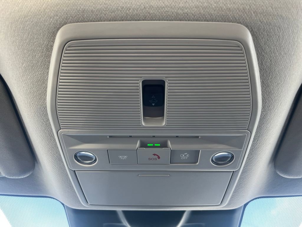 New 2026 Nissan Sentra SR w/ SR Premium Package FWD image 34
