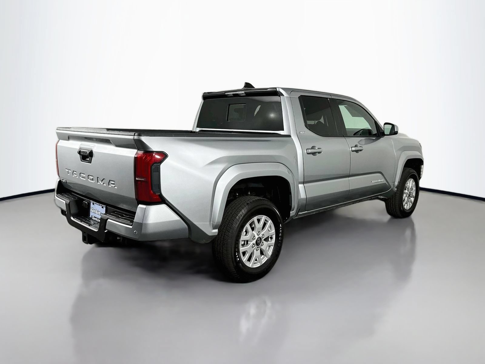 Certified 2025 Toyota Tacoma SR5 w/ SR5 Upgrade Package AWD/4WD image 7