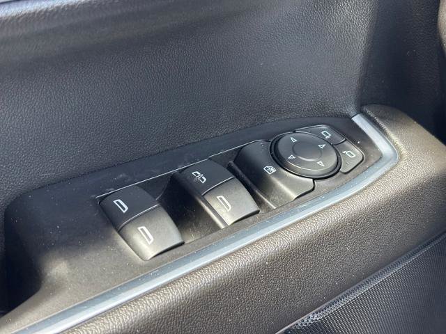 Used 2022 Chevrolet Silverado 1500 LT AWD/4WD image 14