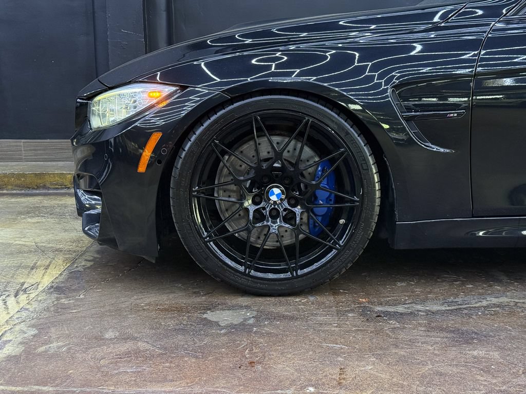 Used 2015 BMW M3 RWD image 4
