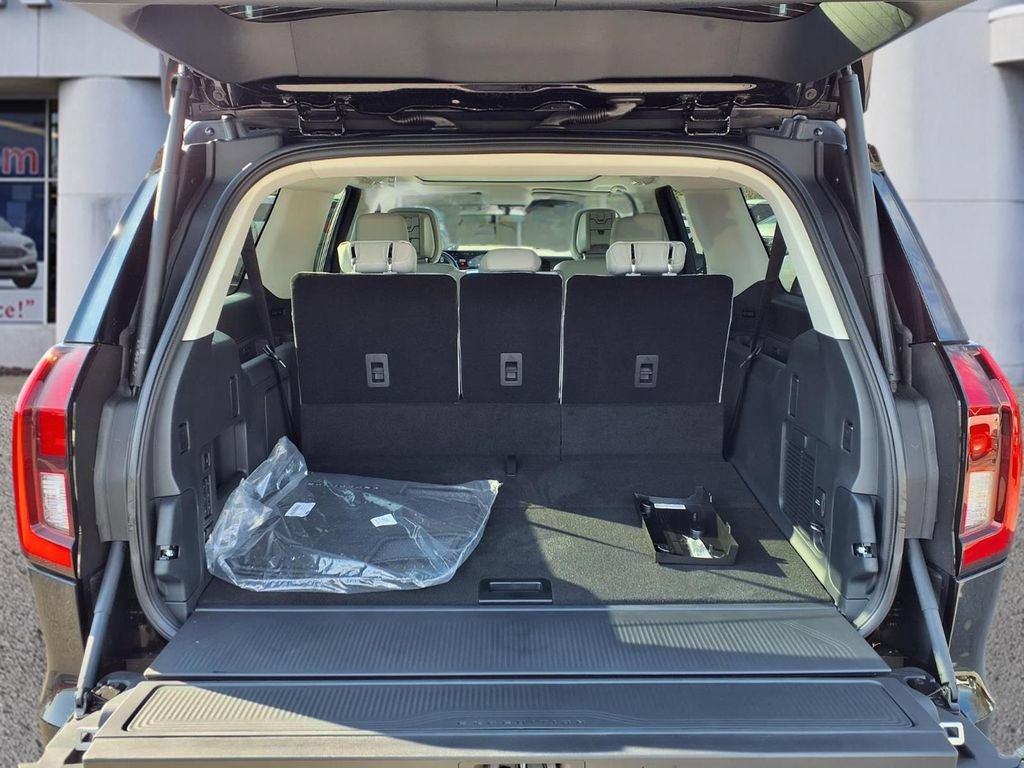 New 2026 Ford Expedition Max Platinum AWD/4WD image 36