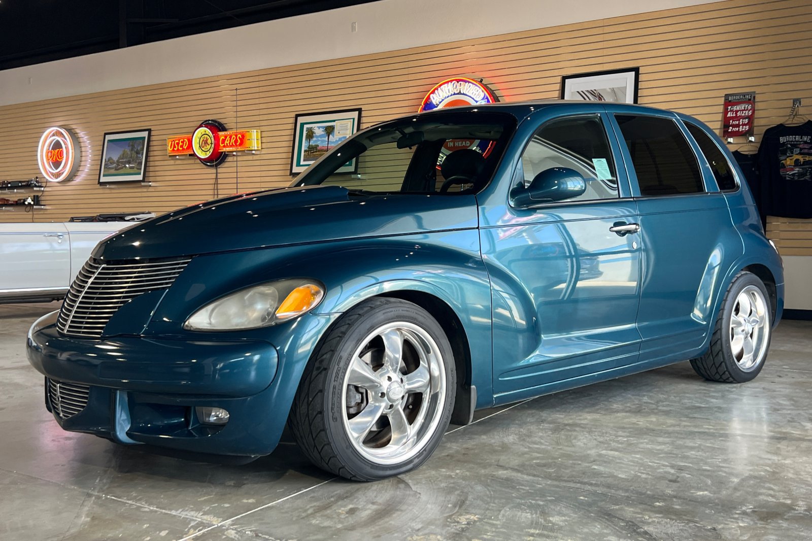 Used 2001 Chrysler PT Cruiser FWD image 9