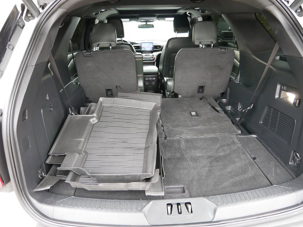 Used 2022 Ford Explorer Timberline image 11