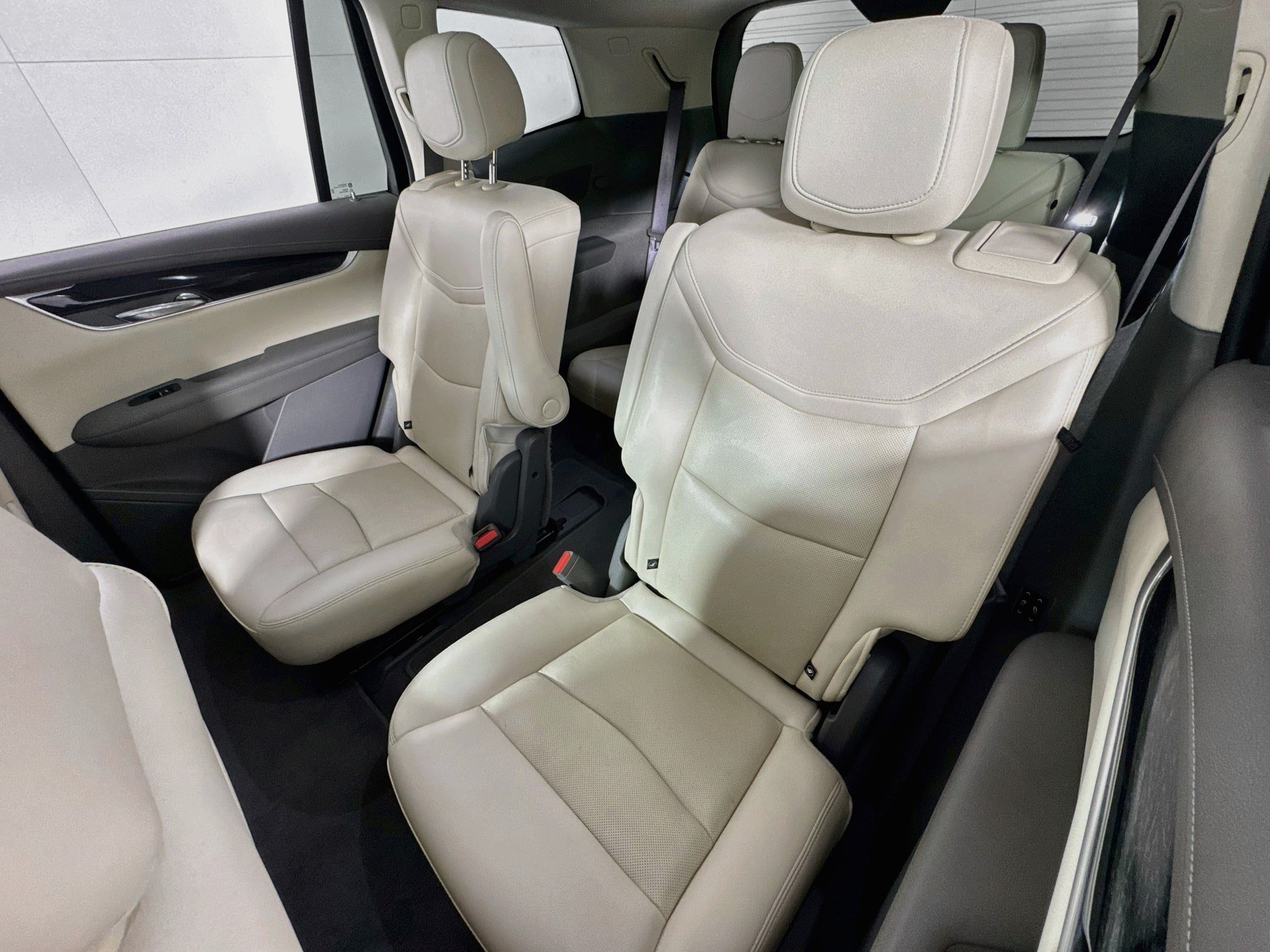 Used 2021 Cadillac XT6 Premium Luxury AWD/4WD image 22
