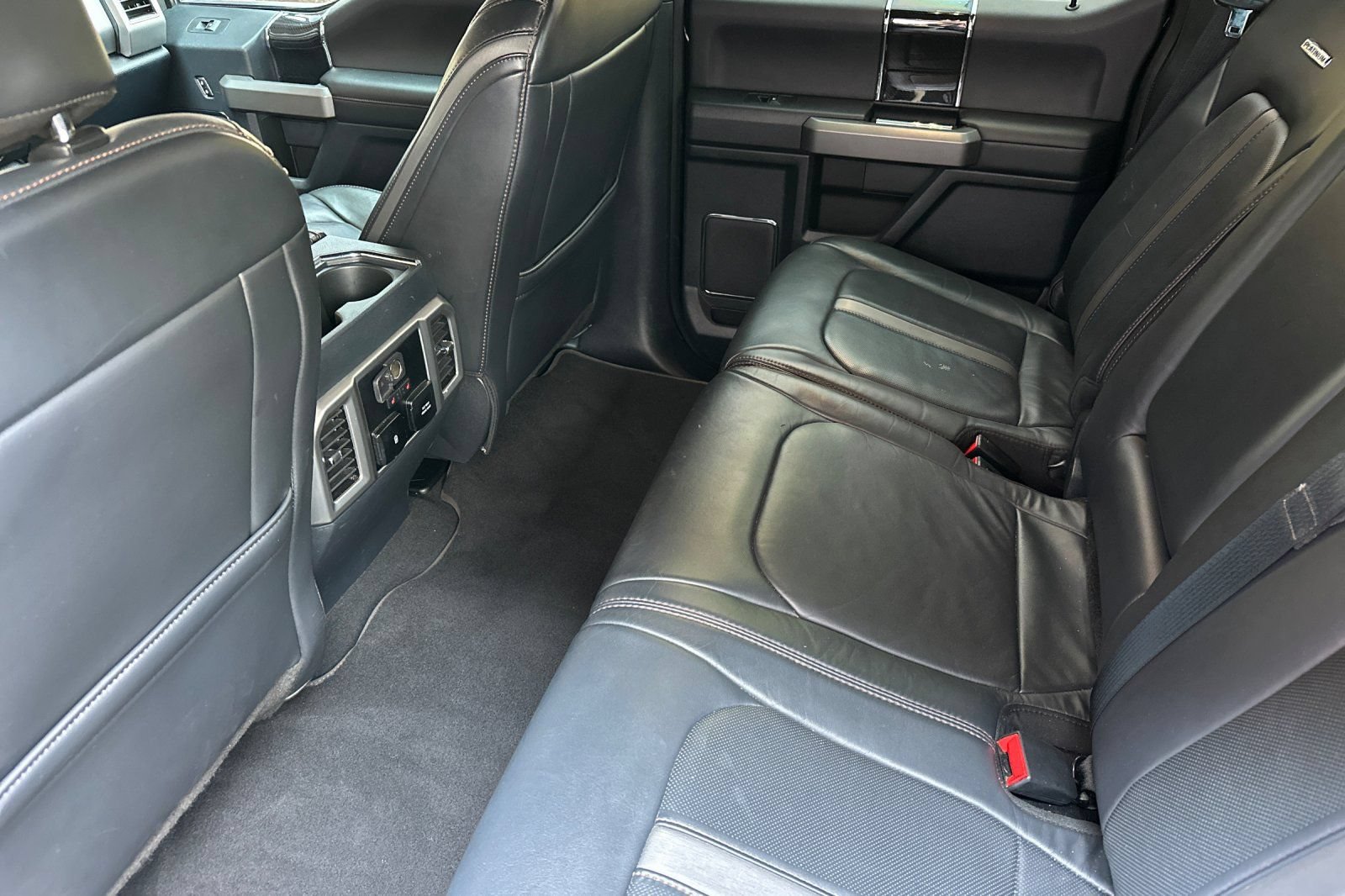 Used 2022 Ford F250 Platinum AWD/4WD image 12