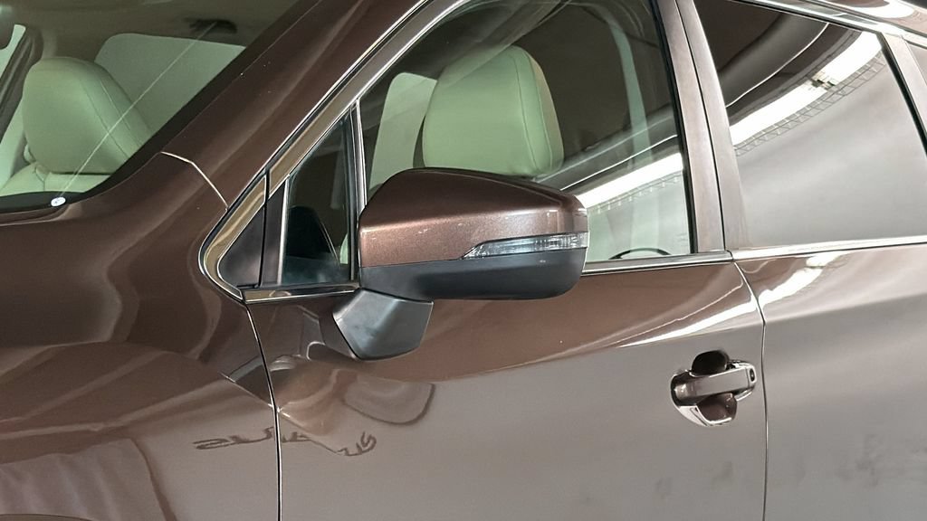 Used 2019 Subaru Ascent Limited AWD/4WD image 5