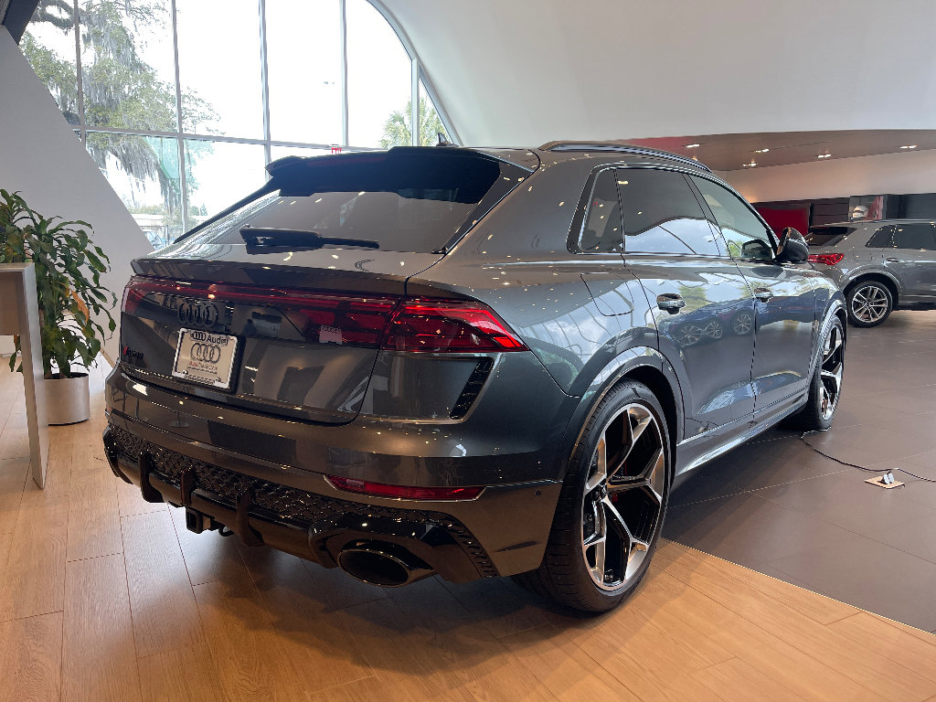 New 2026 Audi RS Q8 performance image 6