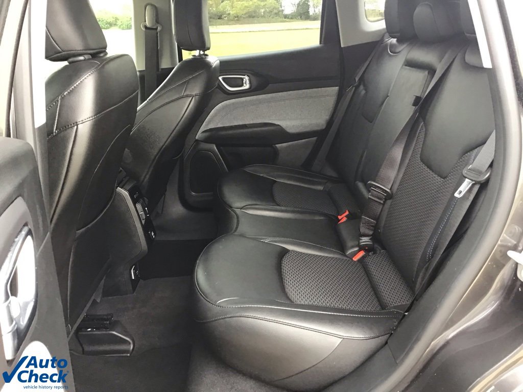 Used 2022 Jeep Compass Latitude image 13