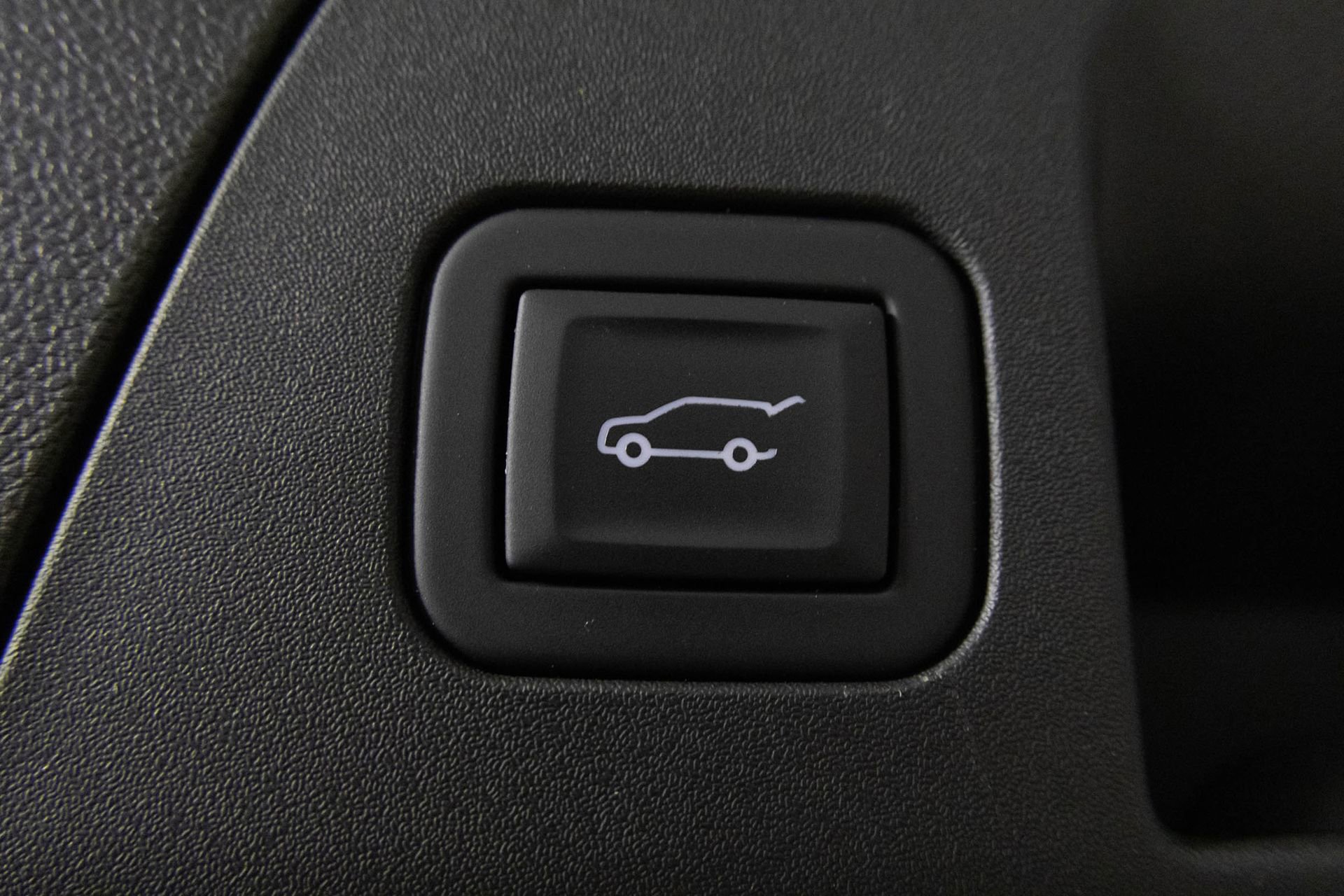 Certified 2023 Buick Envision Avenir image 37