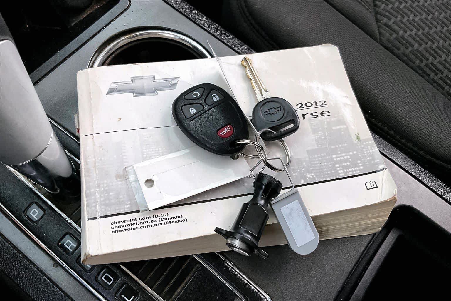 Used 2012 Chevrolet Traverse LT FWD image 13