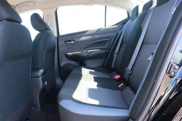 Used 2025 Nissan Versa SV image 13