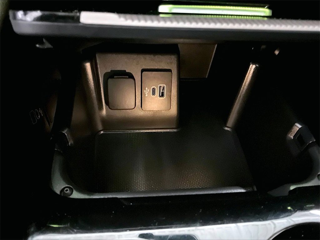 Used 2025 Ford Explorer Platinum w/ LUX Leather Package image 27