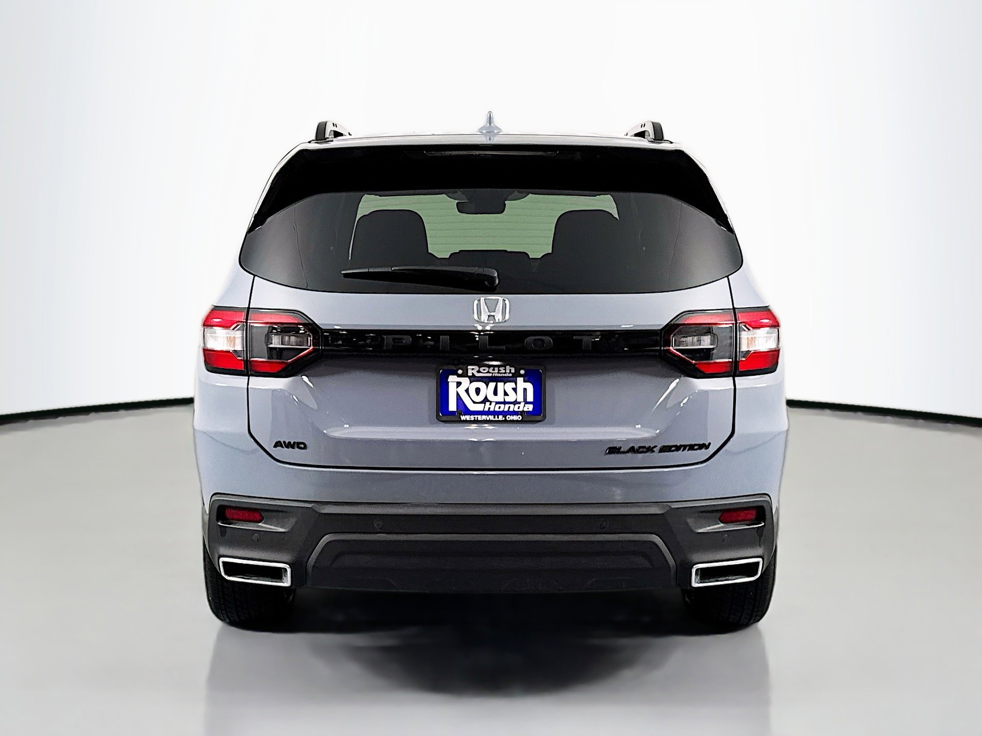 Certified 2025 Honda Pilot Black Edition image 6