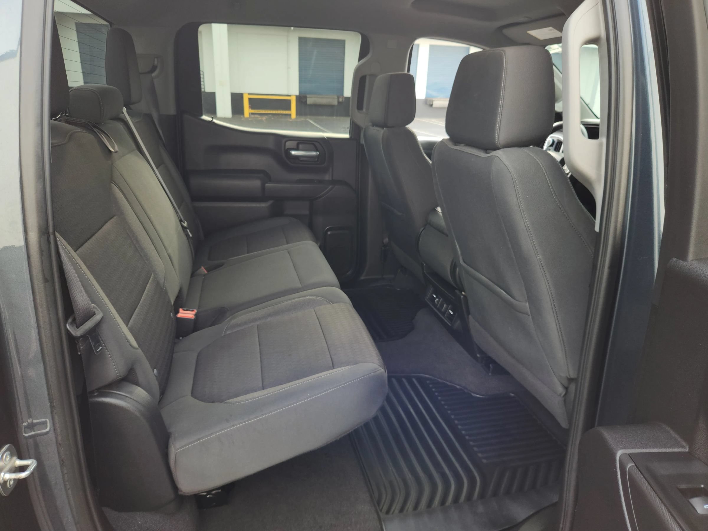 Used 2020 Chevrolet Silverado 1500 LT w/ All-Star Edition AWD/4WD image 18