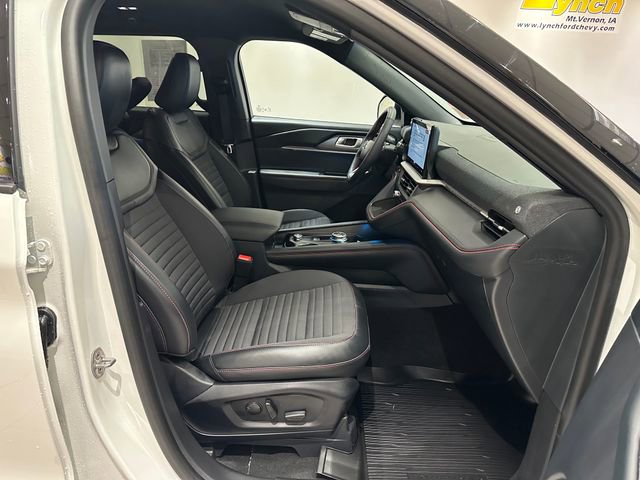 Certified 2025 Ford Explorer ST-Line w/ Premium Package AWD/4WD image 8