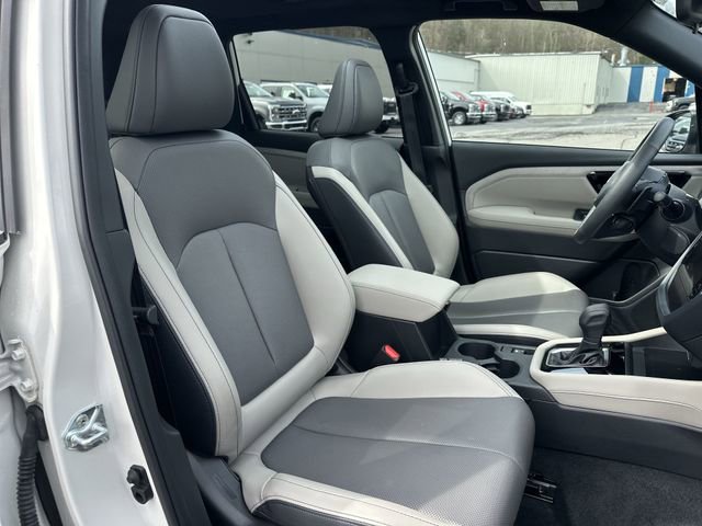 Used 2025 Subaru Forester Limited image 28