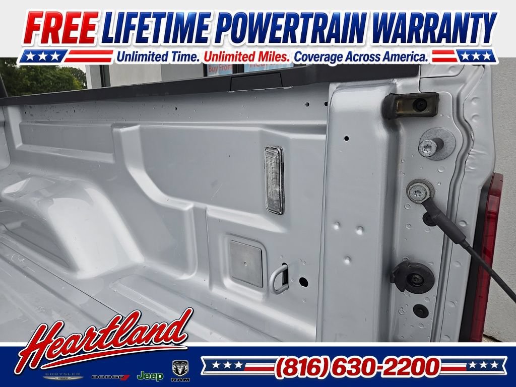 Used 2023 Jeep Gladiator Sport AWD/4WD image 26