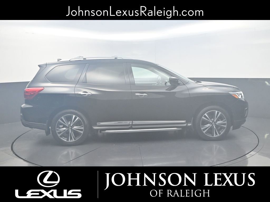 Used 2020 Nissan Pathfinder Platinum image 6