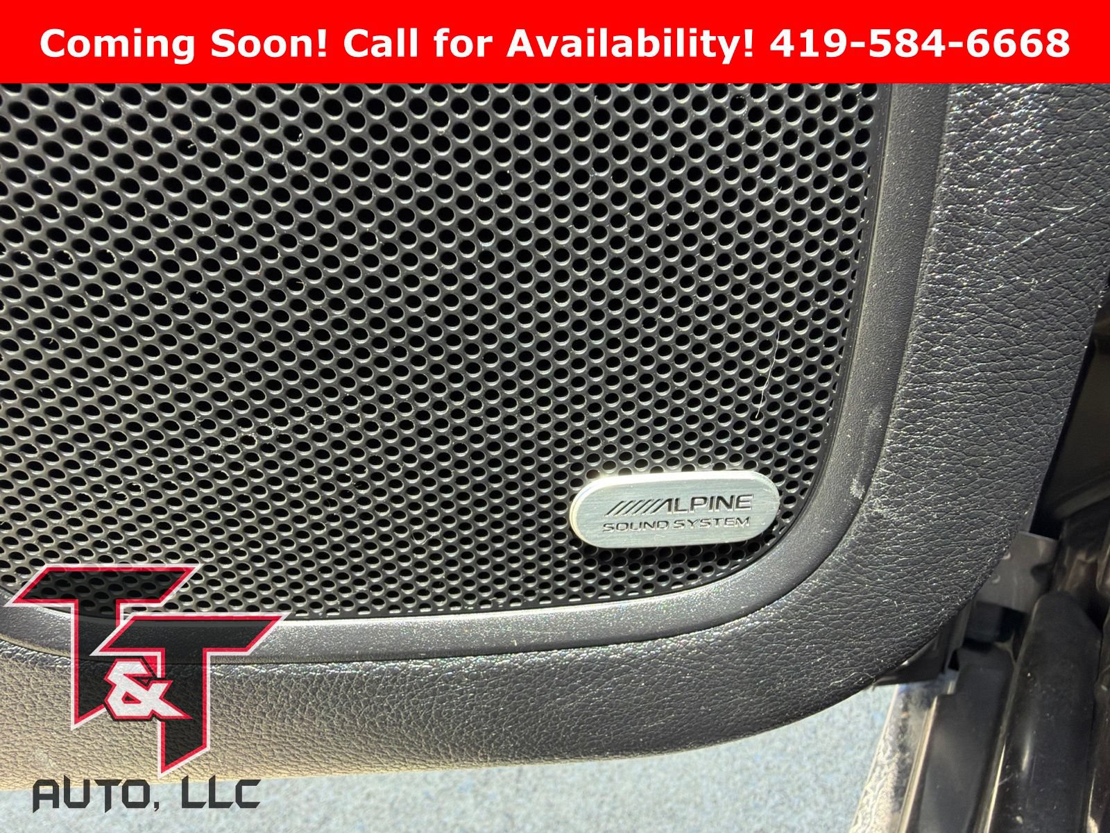 Used 2015 Chrysler 200 C w/ Navigation & Sound Group I FWD image 9