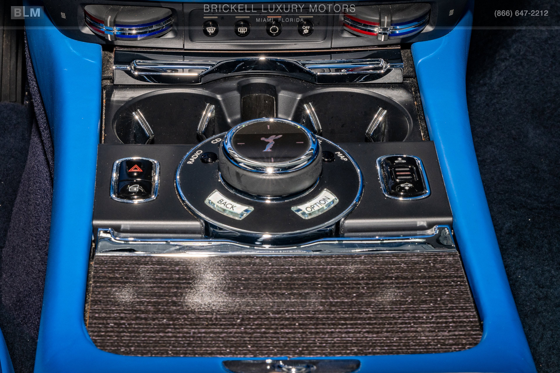 Used 2015 Rolls-Royce Wraith RWD image 25