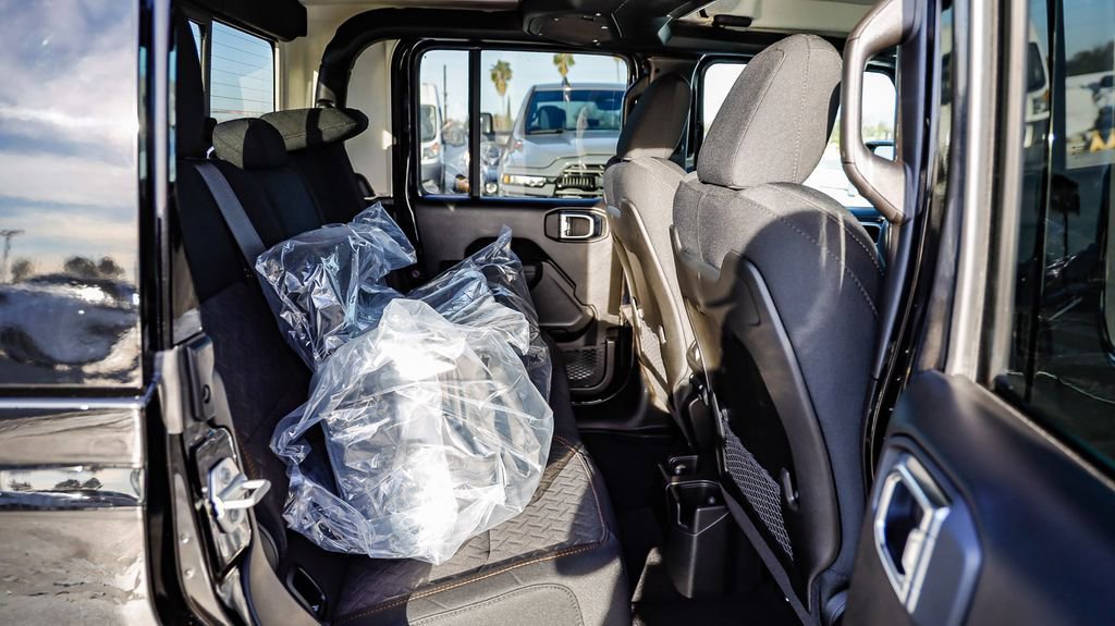 New 2026 Jeep Gladiator Mojave image 20