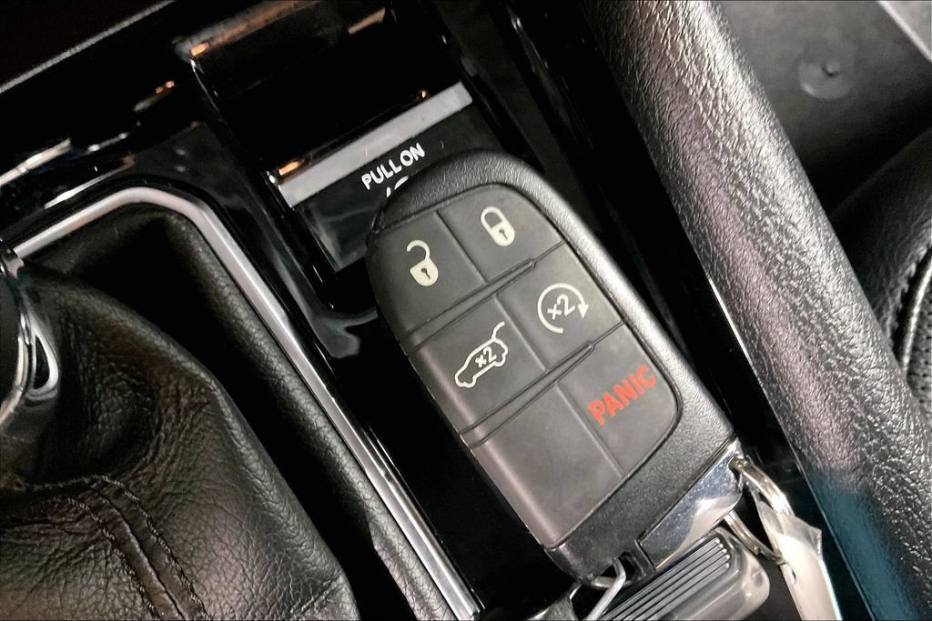 Used 2024 Jeep Compass Limited w/ High Altitude Package AWD/4WD image 11