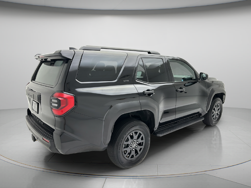 Used 2025 Toyota 4Runner SR5 AWD/4WD image 5