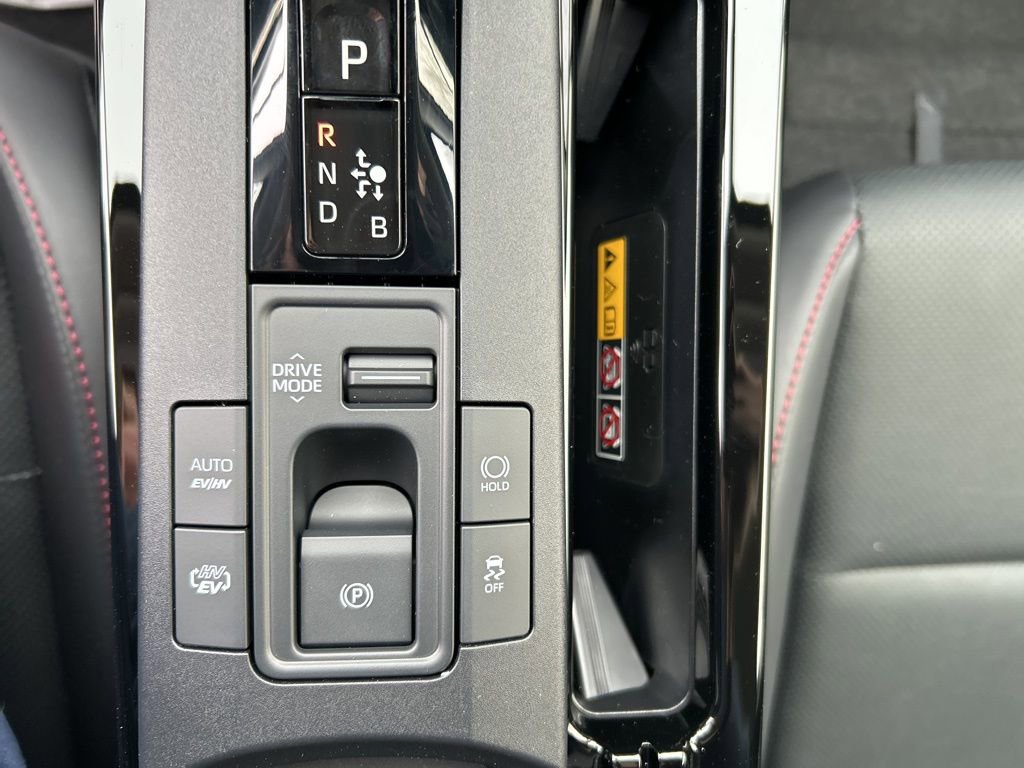 New 2026 Toyota Prius Plug-In Hybrid image 7