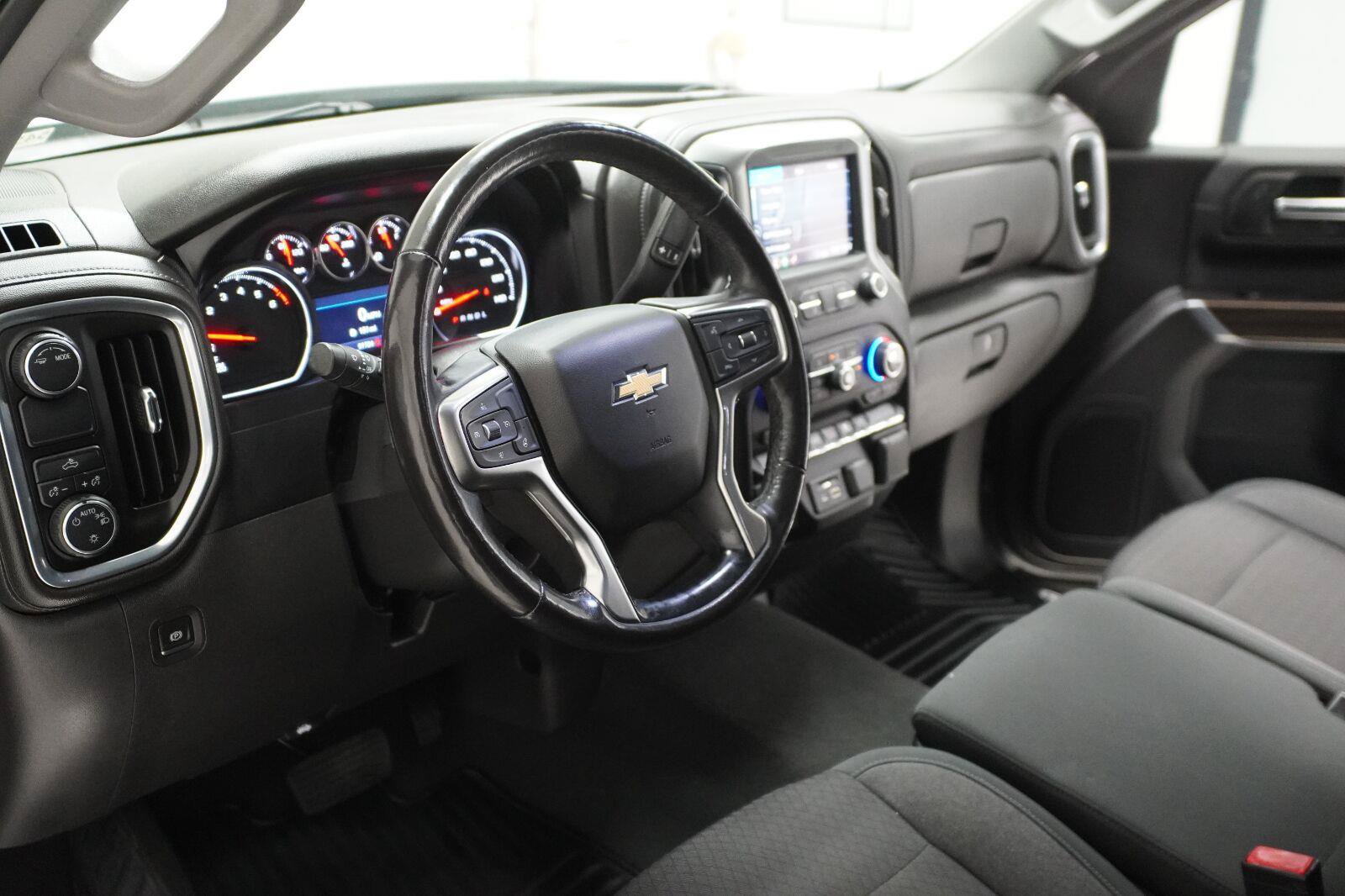 Used 2020 Chevrolet Silverado 1500 LT w/ Texas Edition RWD image 8