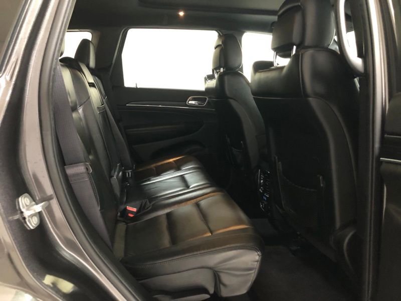 Used 2019 Jeep Grand Cherokee Limited w/ Luxury Group II image 11