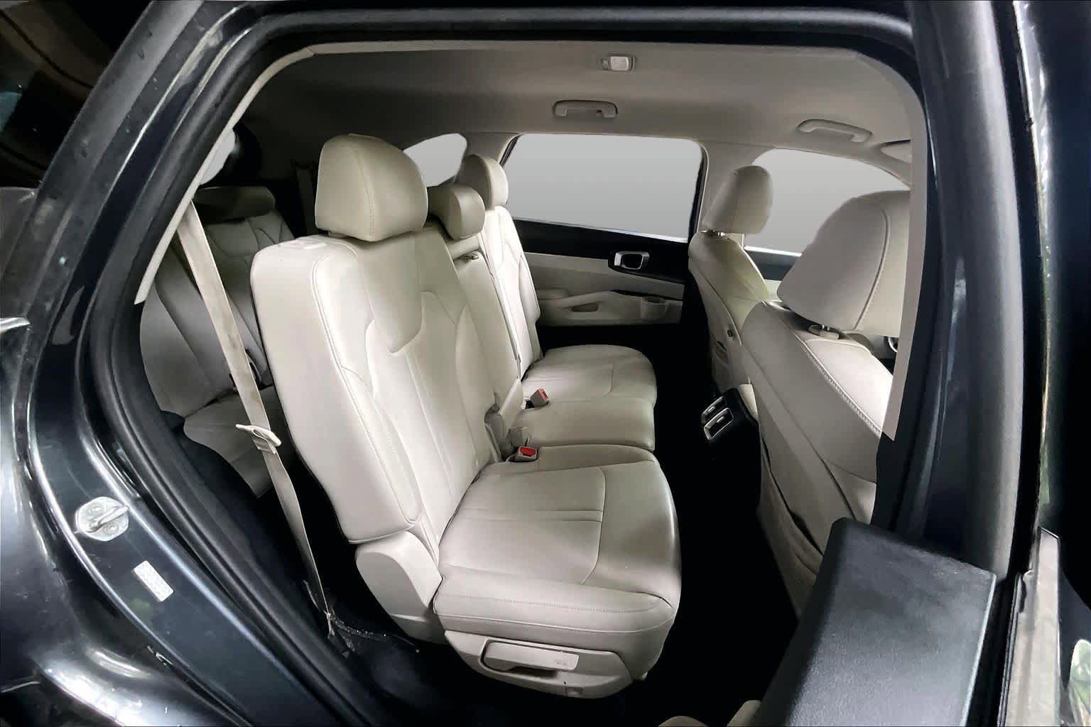 Used 2021 Kia Sorento S FWD image 20