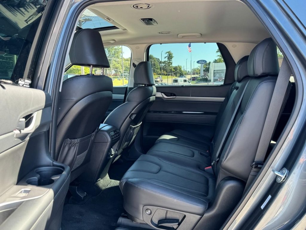 Used 2025 Hyundai Palisade SEL AWD/4WD image 10