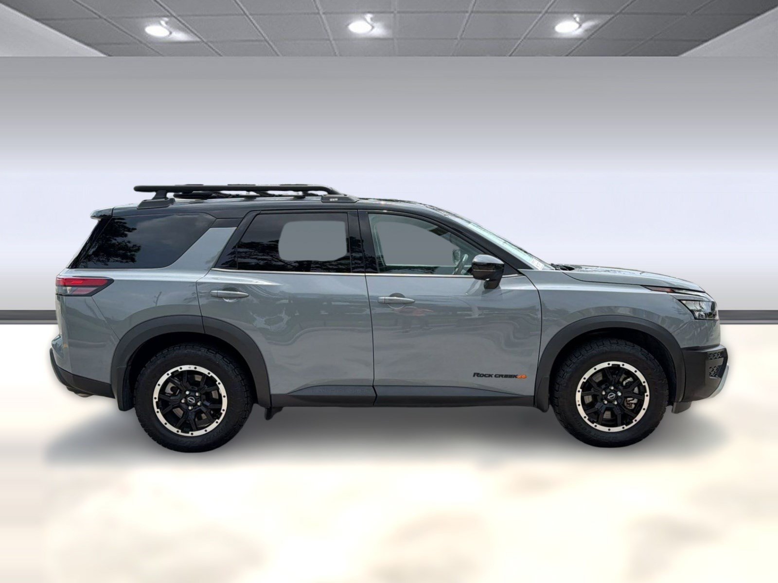 Used 2024 Nissan Pathfinder Rock Creek AWD/4WD image 8