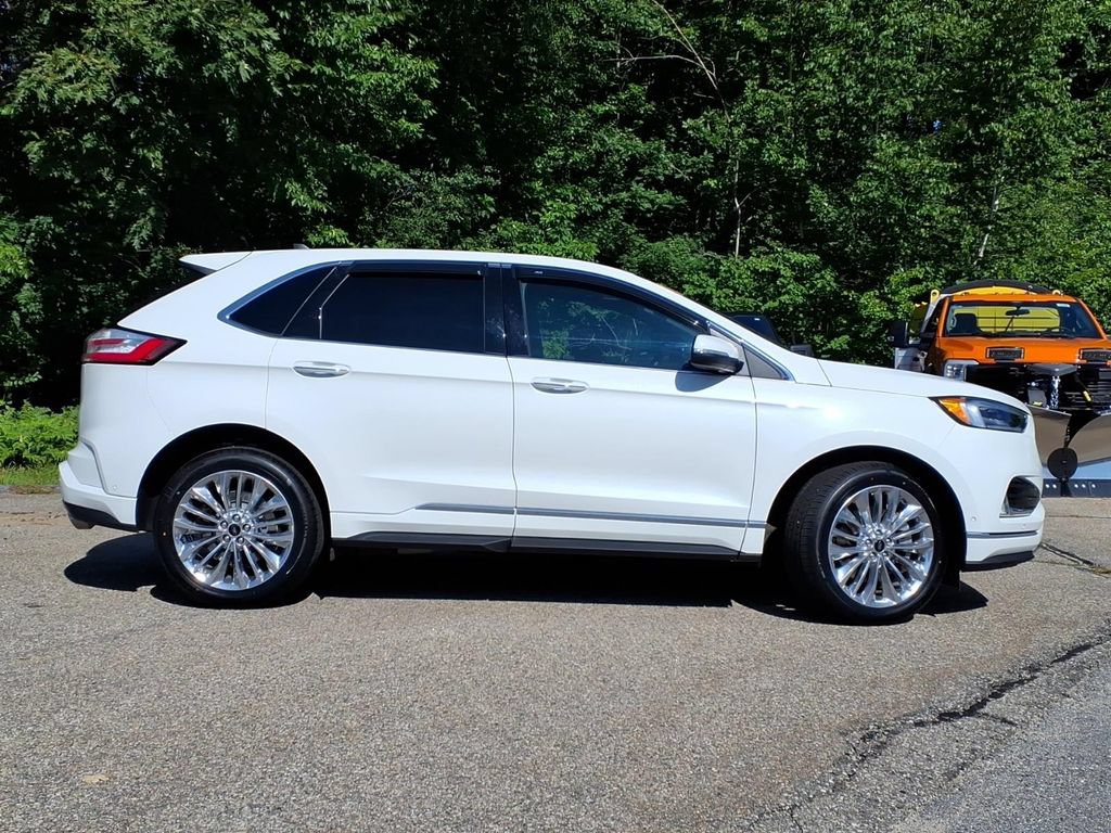 Certified 2024 Ford Edge Titanium w/ Titanium Elite Package AWD/4WD image 3