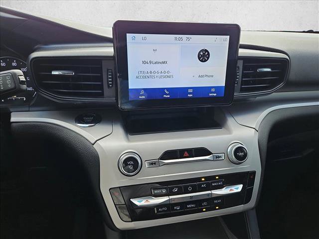 Used 2023 Ford Explorer XLT image 13