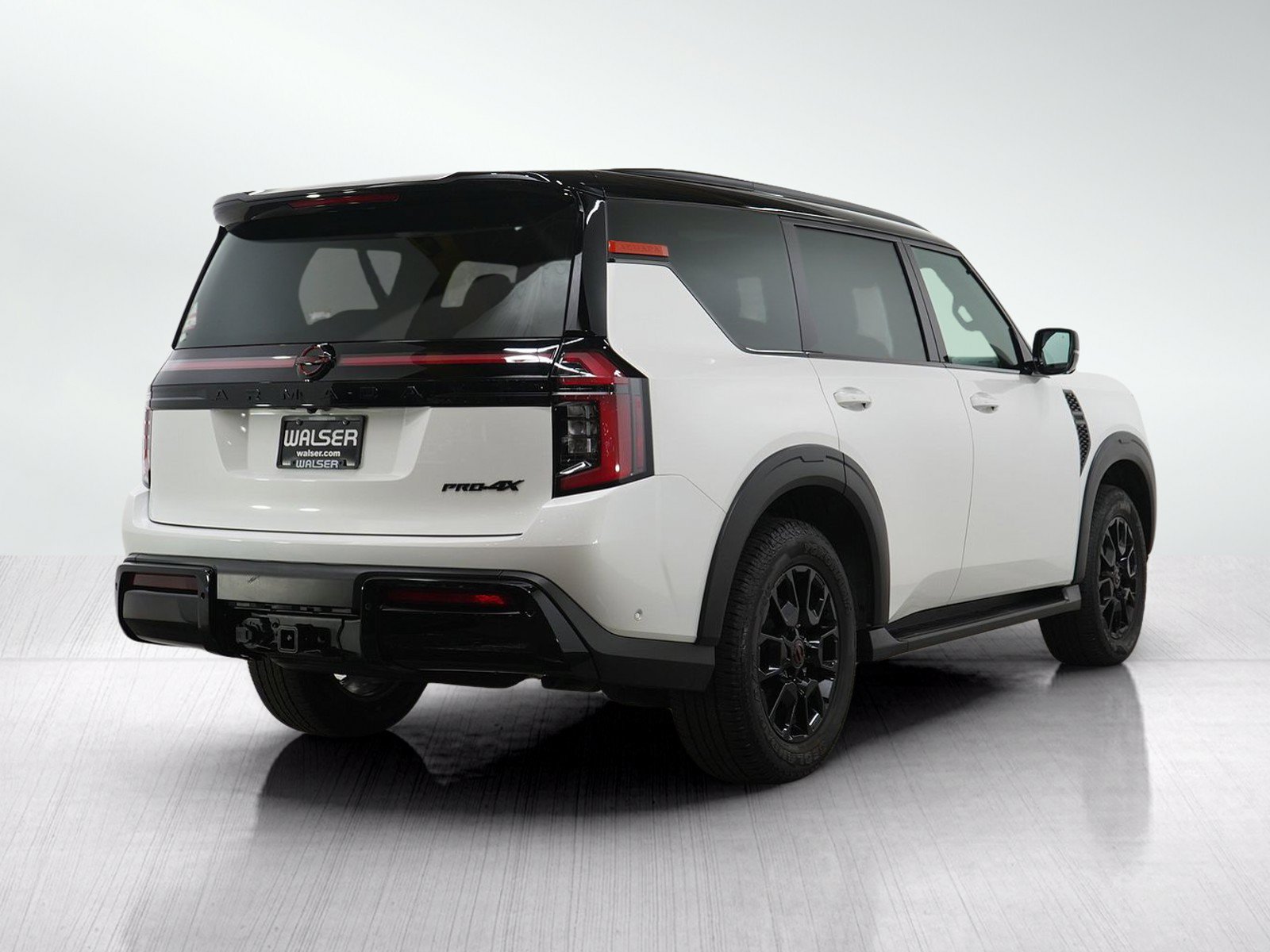 Used 2025 Nissan Armada PRO-4X w/ Pro-4X Premium Package AWD/4WD image 7