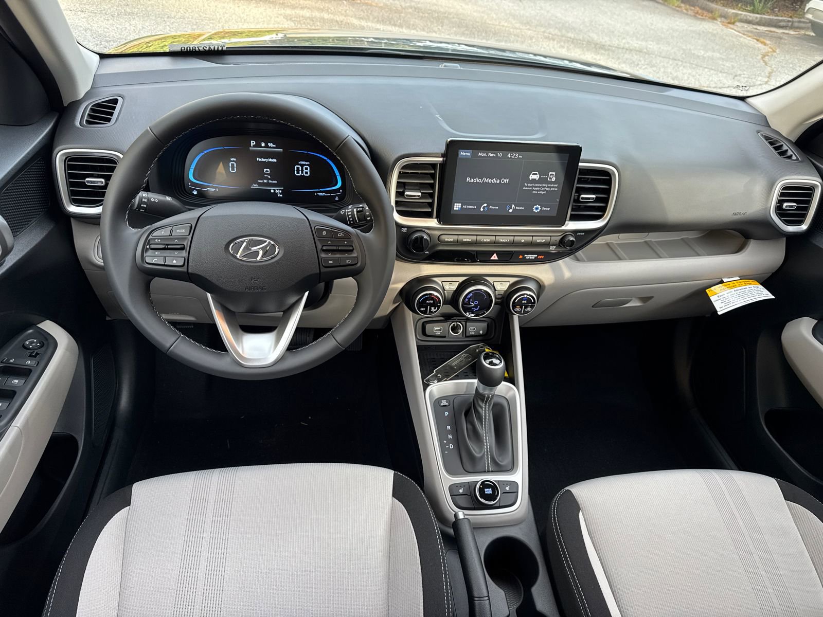 New 2026 Hyundai Venue SEL FWD image 23