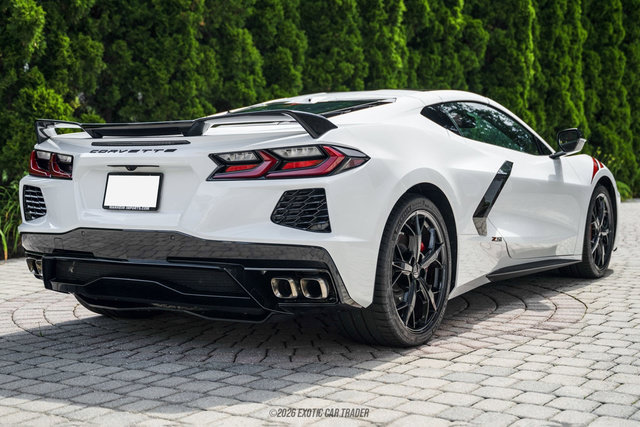 Used 2020 Chevrolet Corvette Stingray Premium Cpe w/ 3LT Preferred Equipment Group RWD image 19