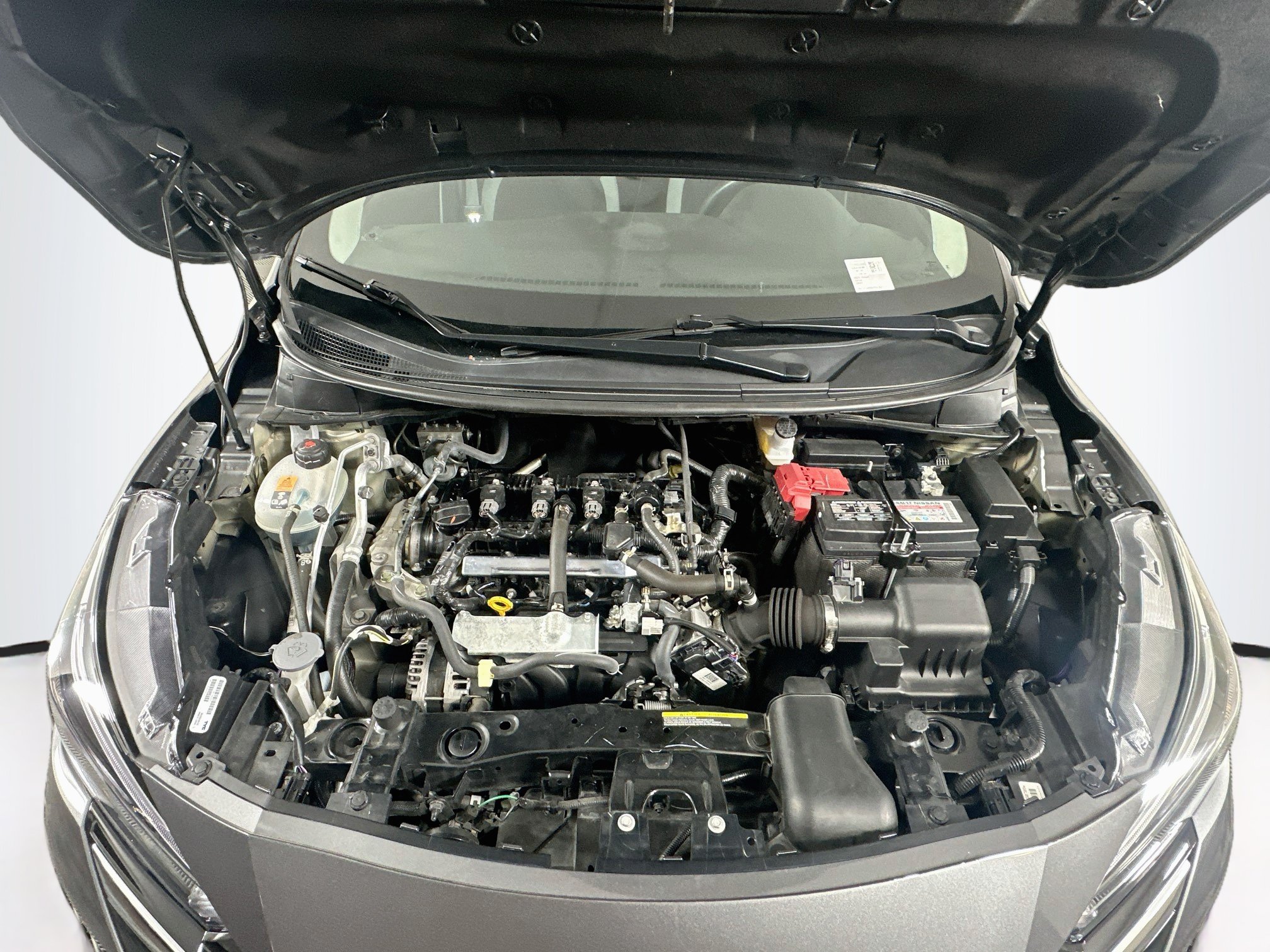 Used 2025 Nissan Versa S w/ Trunk Package FWD image 30
