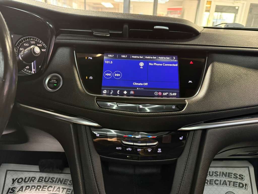 Used 2021 Cadillac XT6 Luxury image 16