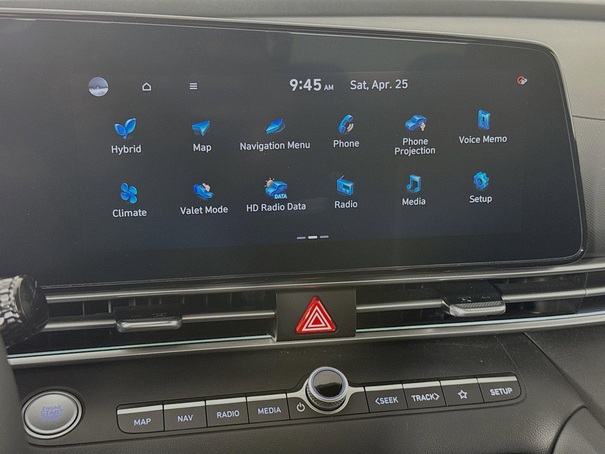 Used 2023 Hyundai Elantra Limited w/ Preferred Accessory Package FWD image 15