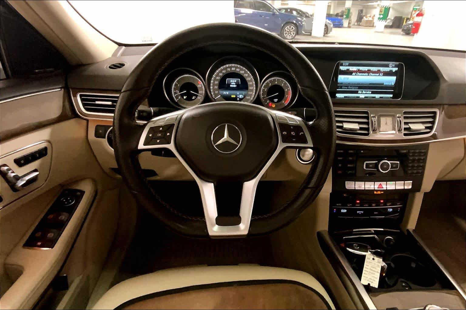 Used 2014 Mercedes-Benz E 350 Sedan image 5