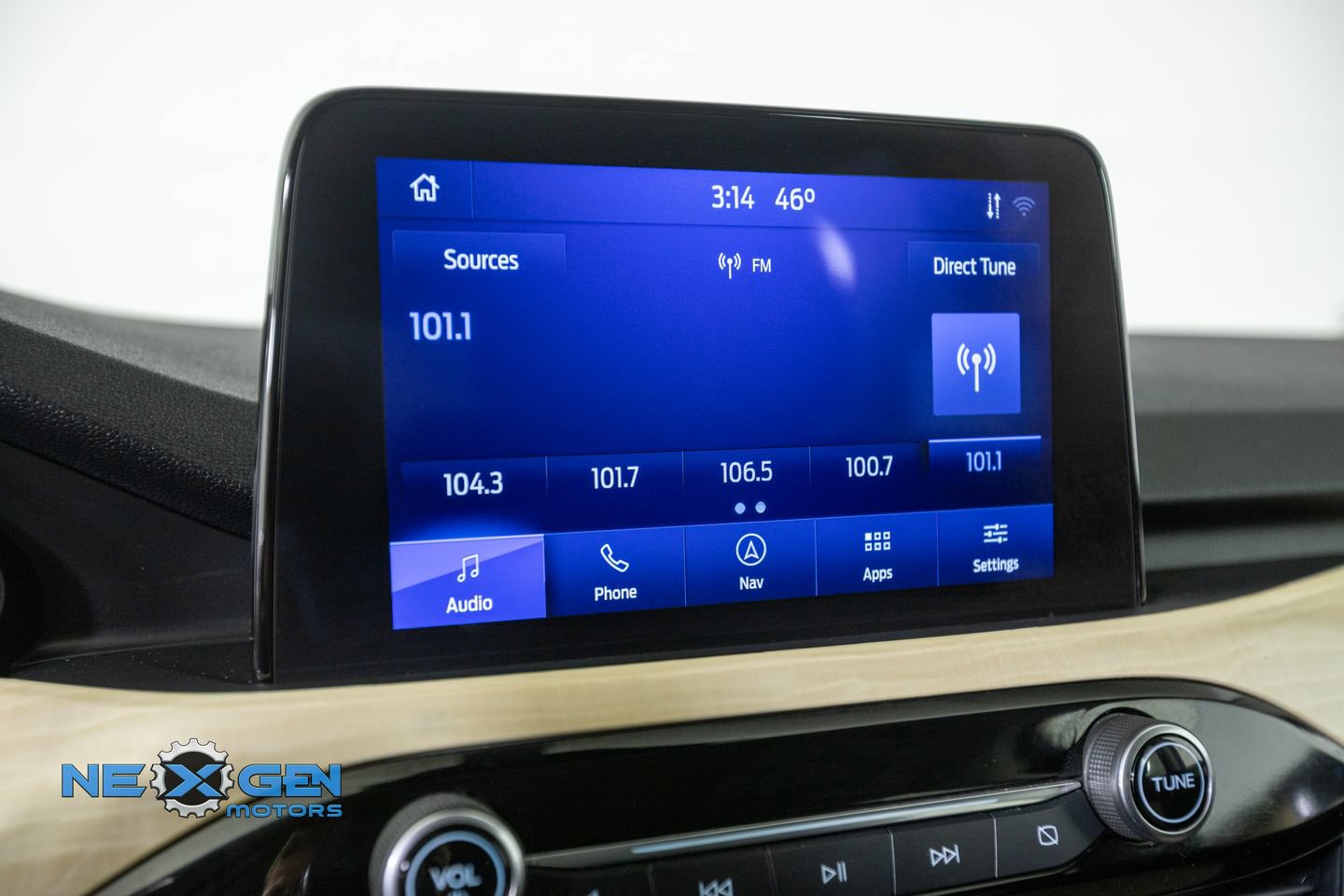 Used 2021 Ford Escape Titanium w/ Titanium Elite Package AWD/4WD image 20