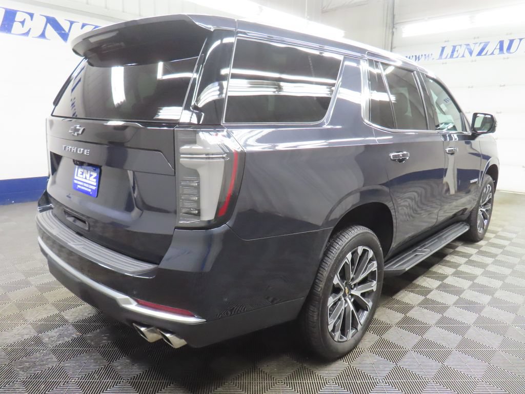Used 2025 Chevrolet Tahoe High Country AWD/4WD image 6