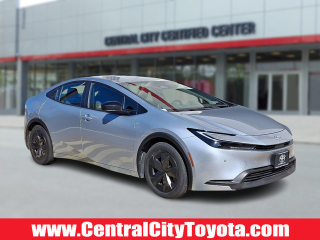 Used 2024 Toyota Prius LE