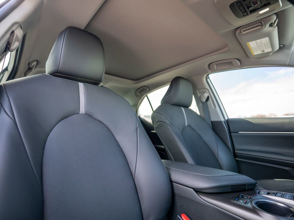Used 2024 Toyota Camry XSE w/ Navigation Package FWD image 27
